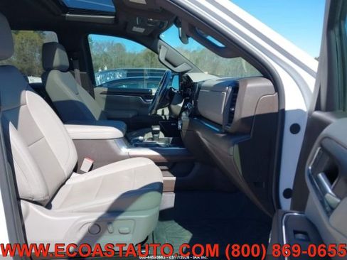 Used 2024 GMC Sierra 1500 SLT w/ SLT Premium Plus Package image 11