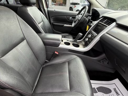 Used 2013 Ford Edge SEL image 19