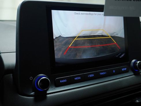 Certified 2023 Hyundai Kona SE image 21