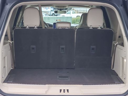 Used 2020 Lincoln Navigator L Reserve w/ Luxury Package image 25