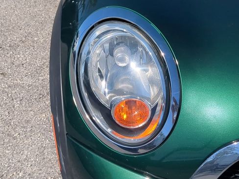 Used 2015 MINI Cooper S image 10