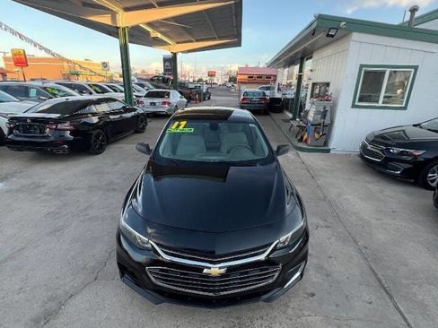 Used 2017 Chevrolet Malibu LS FWD image 21