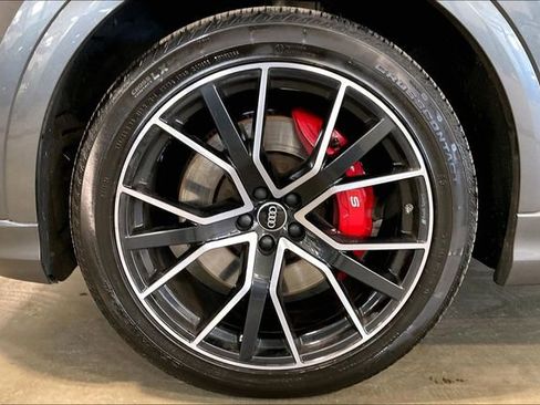 Certified 2022 Audi SQ8 Premium Plus image 9