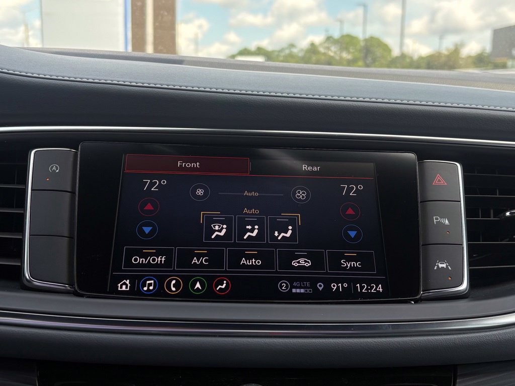 Used 2023 Buick Enclave Premium w/ Experience Buick Package FWD image 11