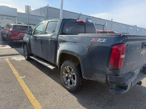 Used 2017 Chevrolet Colorado Z71 image 7