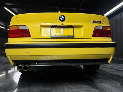 Used 1995 BMW M3 Coupe RWD image 16