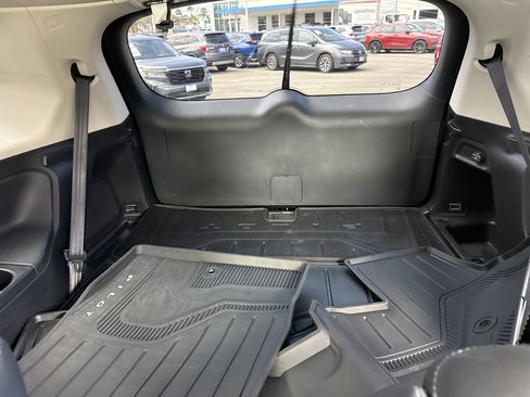 Certified 2024 Honda Pilot EX-L image 15