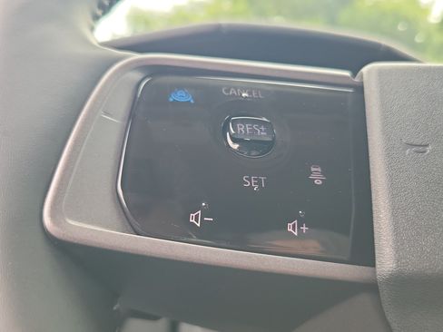 Certified 2025 Nissan Murano SV FWD image 21