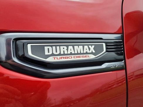 Used 2024 GMC Sierra 1500 AT4 w/ Technology Package image 9