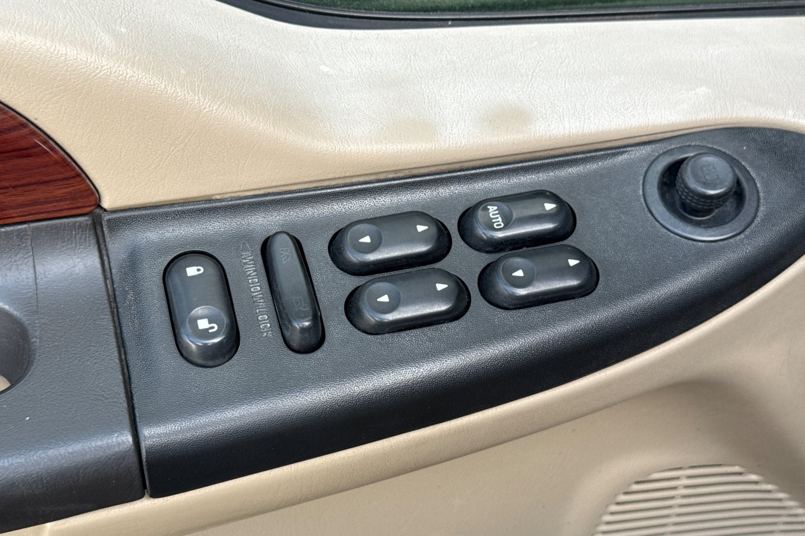 Used 2006 Ford F350 Lariat AWD/4WD image 11