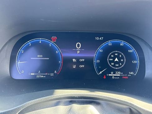 Used 2023 Toyota Highlander Limited image 23