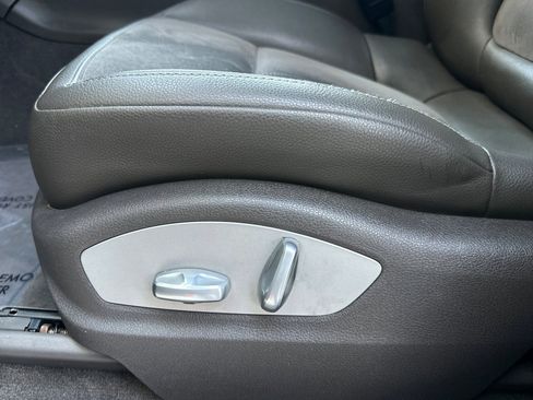 Used 2018 Porsche Macan image 14