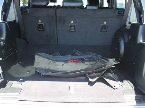Used 2023 Jeep Wrangler Unlimited Sahara AWD/4WD image 41