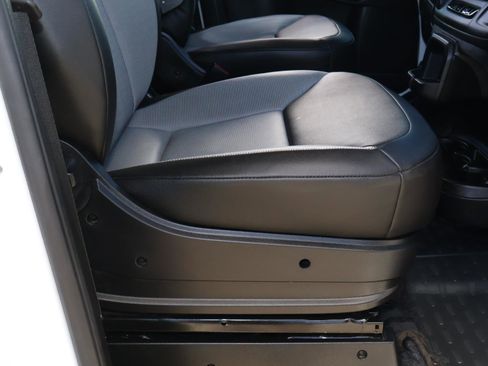 Used 2024 RAM ProMaster 2500 w/ Convenience Group image 16