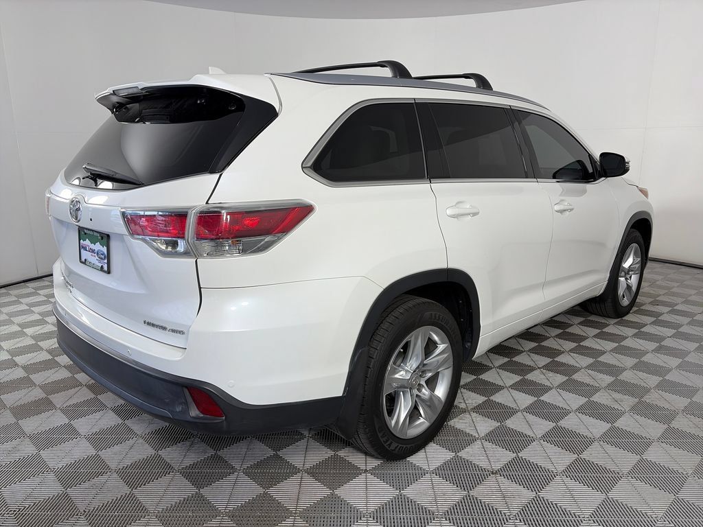 Used 2015 Toyota Highlander Limited Platinum AWD/4WD image 7