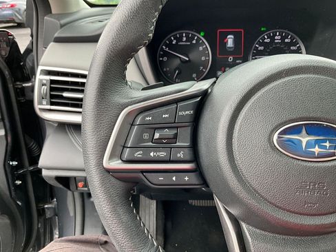 Used 2023 Subaru Outback Limited AWD/4WD image 10