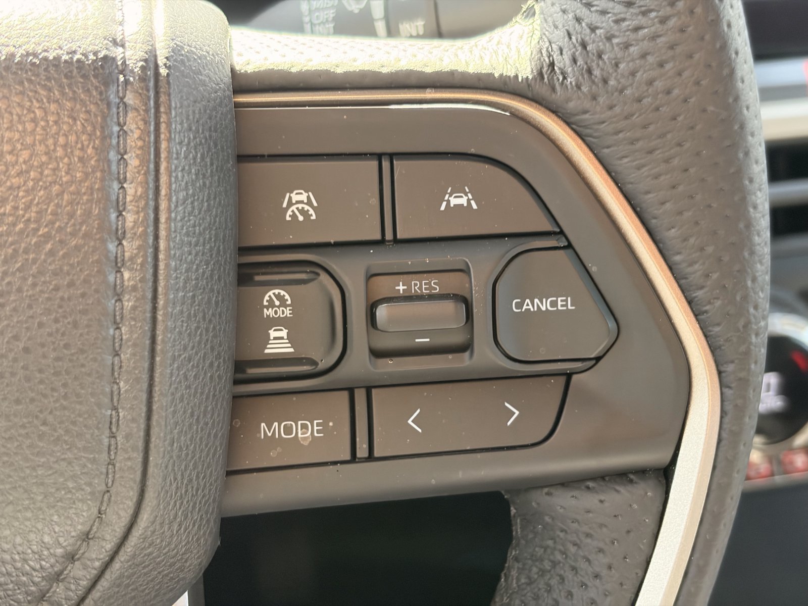 Used 2026 Toyota Tacoma TRD Off-Road w/ TRD Off Road Premium Package AWD/4WD image 32