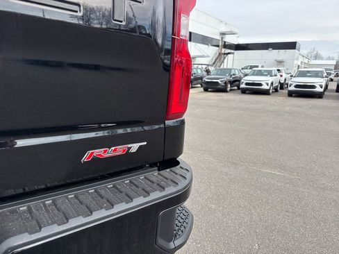 Used 2020 Chevrolet Silverado 1500 RST image 32