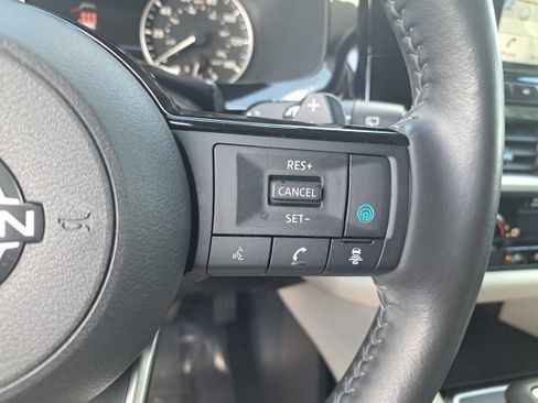 Certified 2022 Nissan Pathfinder SL image 23