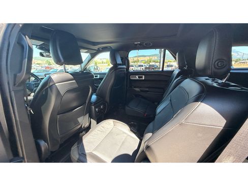 Used 2020 Ford Explorer Limited AWD/4WD image 15