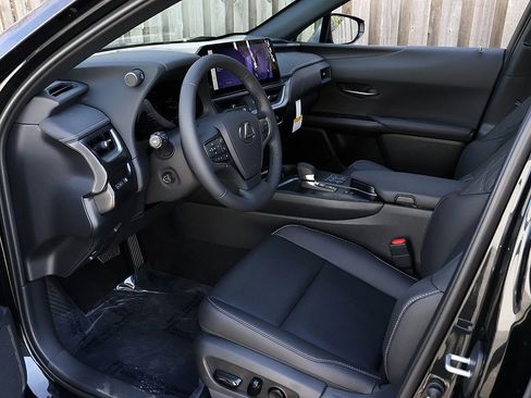 New 2026 Lexus UX 300h AWD image 12