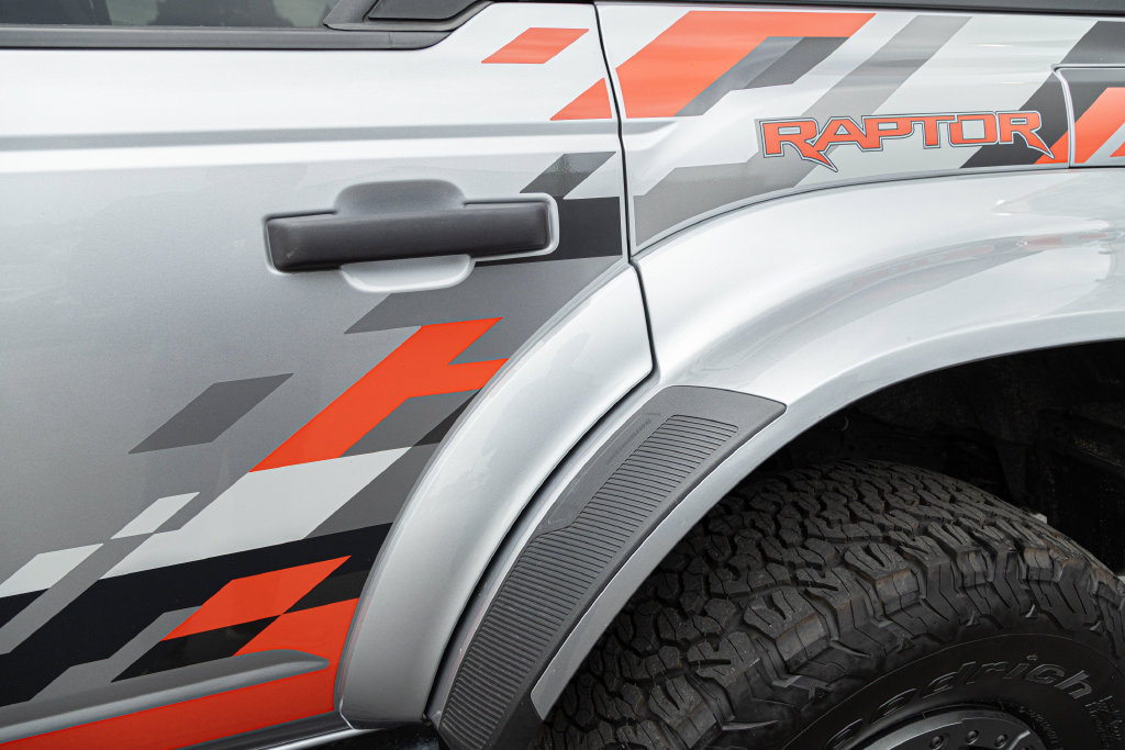 Used 2024 Ford Bronco Raptor AWD/4WD image 16