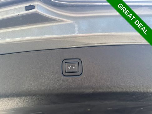 Used 2023 Chevrolet Blazer RS w/ Driver Confidence II Package FWD image 8