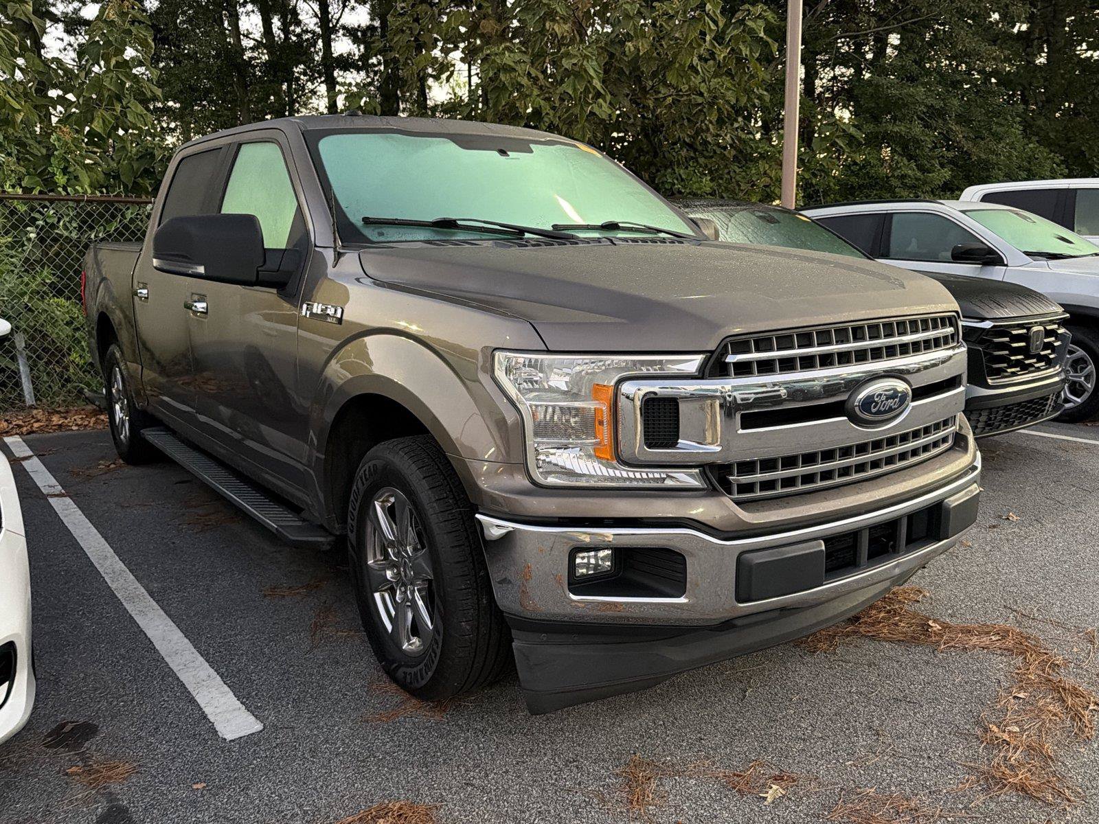 Used 2018 Ford F150 XLT w/ Equipment Group 301A Mid RWD image 3