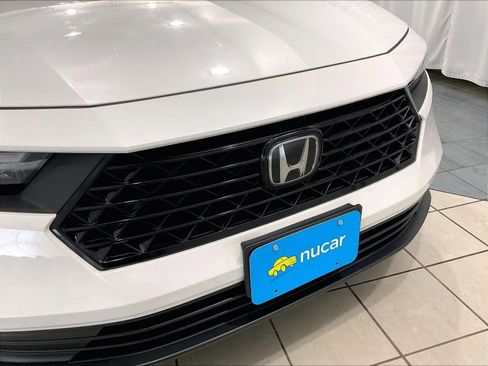 Used 2023 Honda Accord LX image 29
