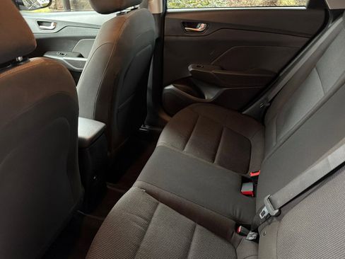 Used 2022 Hyundai Accent SEL image 16