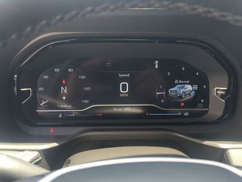 Used 2024 GMC Yukon XL Denali AWD/4WD image 12