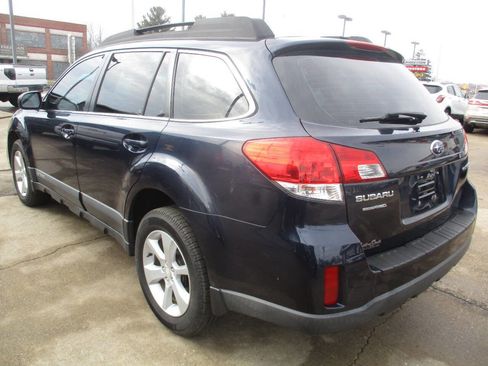 Used 2014 Subaru Outback 2.5i image 4