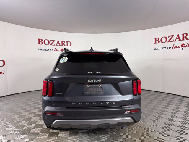 Used 2022 Kia Sorento SX Prestige w/ Rust Color Package AWD/4WD image 12