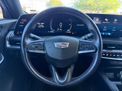 Certified 2025 Cadillac XT4 Premium Luxury FWD image 17
