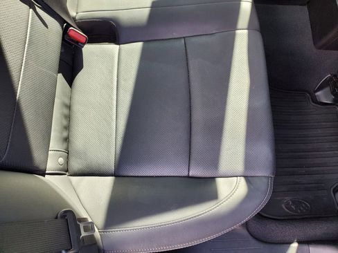 Used 2017 Subaru Legacy 3.6R Limited image 34