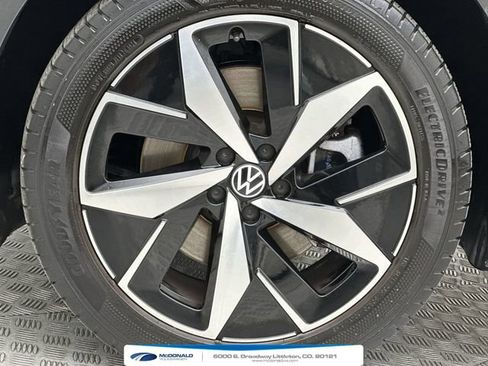 Used 2024 Volkswagen ID.4 Pro S AWD/4WD image 10