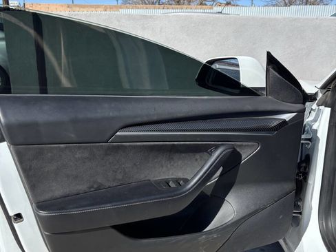 Used 2022 Tesla Model 3 image 5