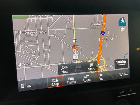 Used 2017 Porsche Macan image 36