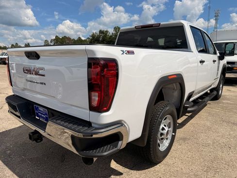 New 2026 GMC Sierra 2500 Pro AWD/4WD image 4