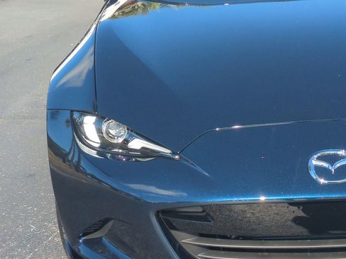 New 2025 MAZDA MX-5 Miata RF Club image 10