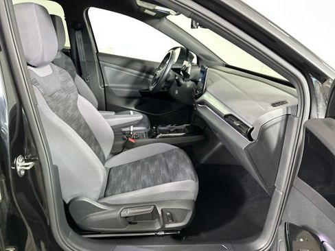 Used 2021 Volkswagen ID.4 Pro image 28