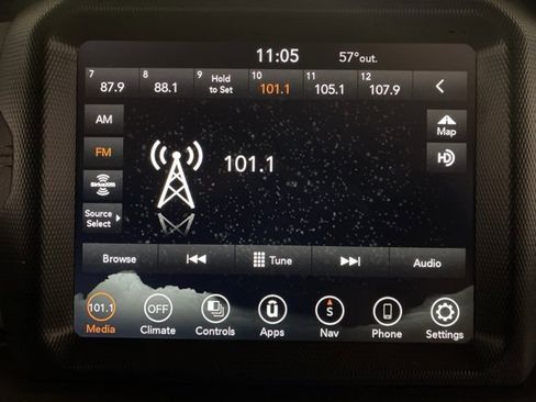 Used 2021 Jeep Wrangler Unlimited Sahara image 44