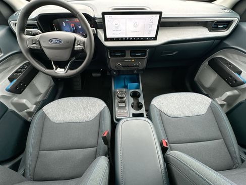 New 2026 Ford Maverick XLT w/ XLT Luxury Package image 31