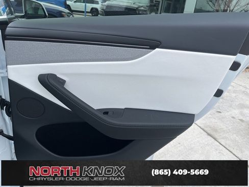 Used 2026 Tesla Model Y Long Range image 23