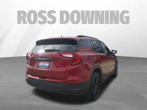 Certified 2024 GMC Terrain SLE w/ Driver Convenience Package image 4