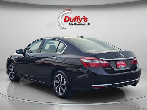 Used 2017 Honda Accord EX-L image 14