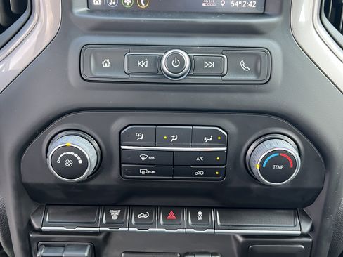 Used 2022 Chevrolet Silverado 3500 W/T image 23