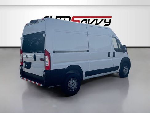 Used 2024 RAM ProMaster 2500 w/ Convenience Group FWD image 7