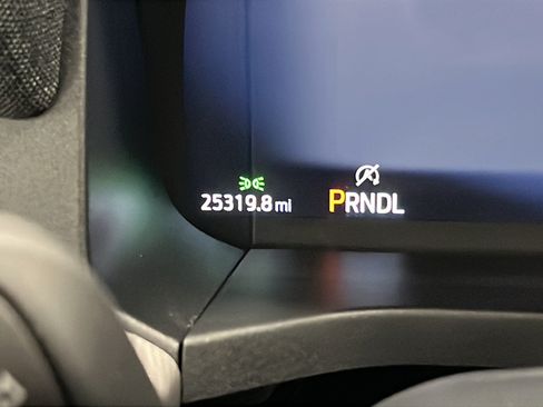 Used 2025 Ford Explorer Active w/ Active Comfort Package AWD/4WD image 10