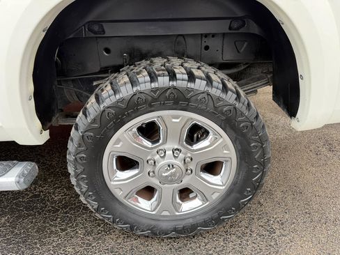 Used 2017 RAM 3500 Laramie w/ Snow Chief Group image 12